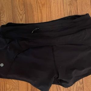 Size 6 Lululemon shorts with liner